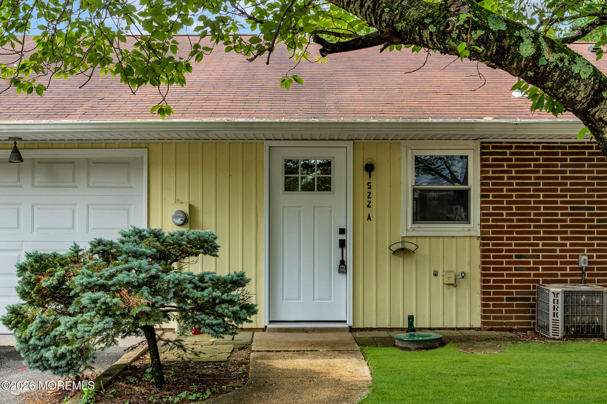 522A Thornbury Court Lakewood NJ 08701