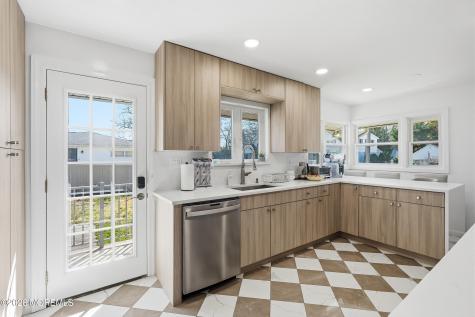 227 Chatham Avenue Oakhurst NJ 07755