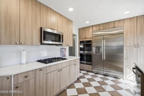 227 Chatham Avenue Oakhurst NJ 07755