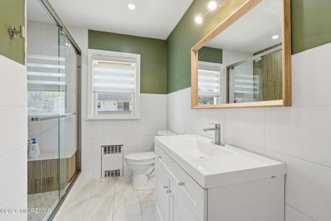 227 Chatham Avenue Oakhurst NJ 07755
