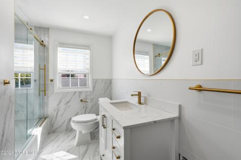 227 Chatham Avenue Oakhurst NJ 07755