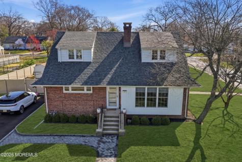 227 Chatham Avenue Oakhurst NJ 07755