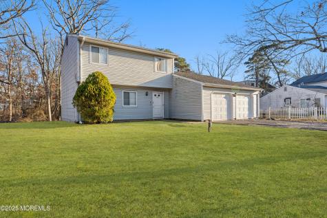 129 Van Buren Avenue Lakewood NJ 08701