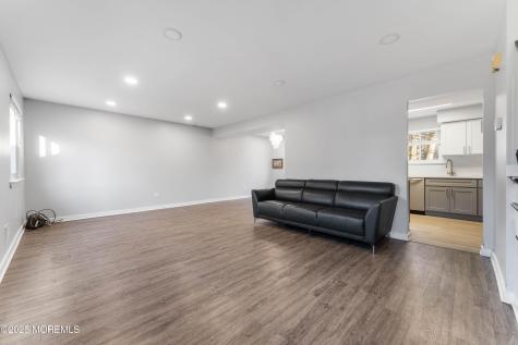 129 Van Buren Avenue Lakewood NJ 08701