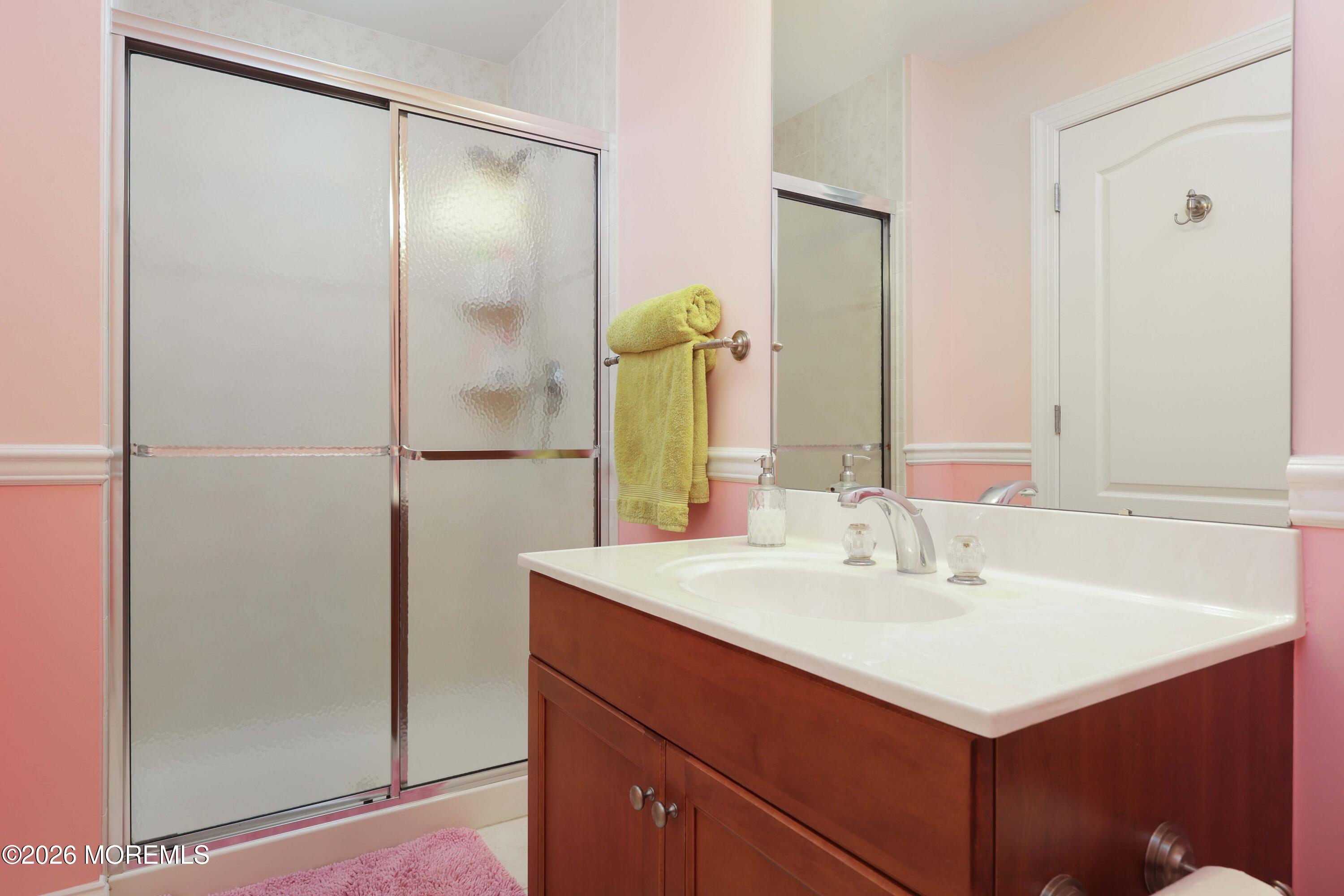 24 Kipling Way Manalapan NJ 07726