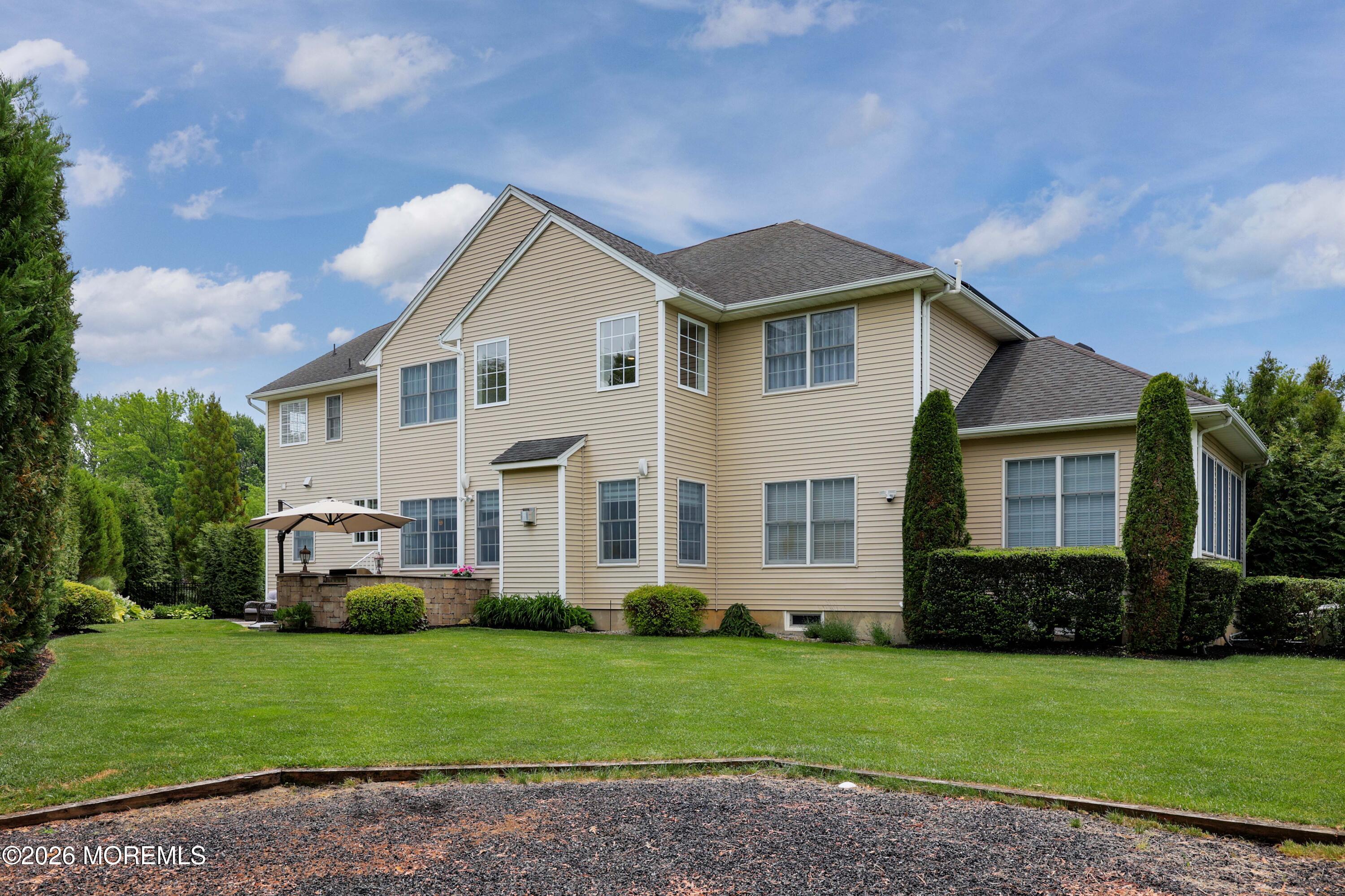 24 Kipling Way Manalapan NJ 07726