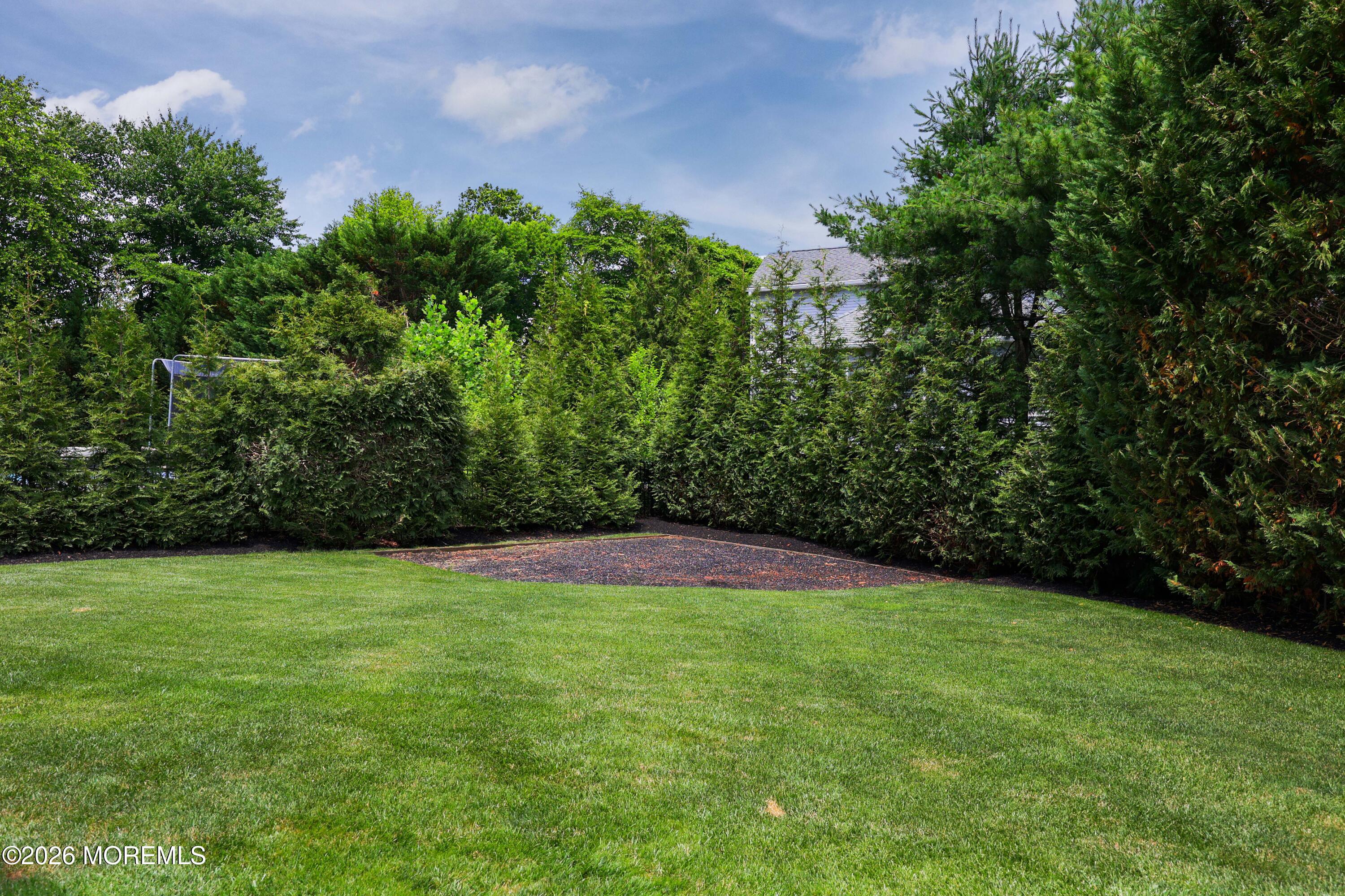 24 Kipling Way Manalapan NJ 07726