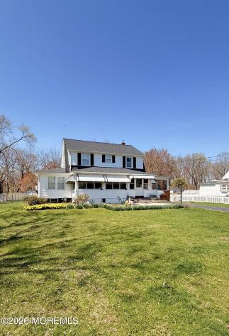 319 Broadway Road Freehold NJ 07728