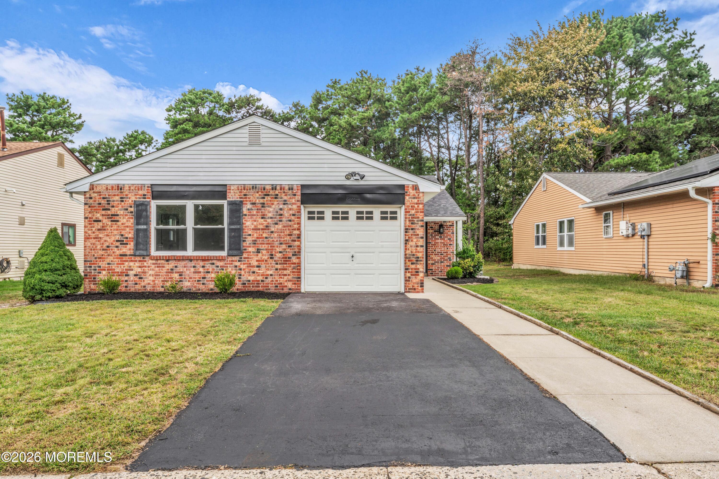 18 Whitecap Way Brick NJ 08723