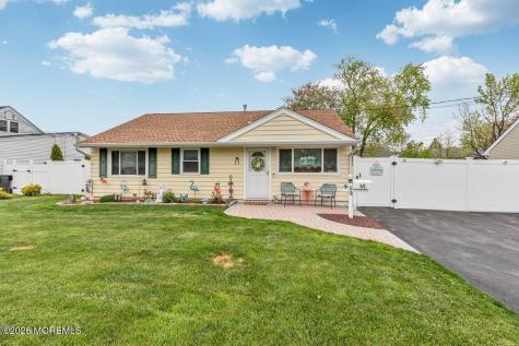 13 Roland Place Hazlet NJ 07730