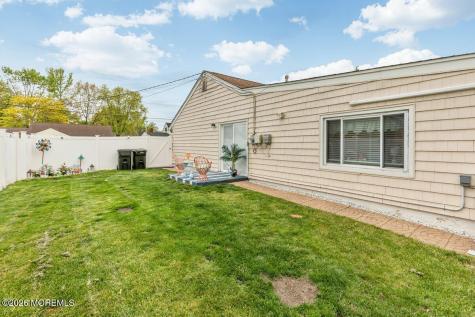13 Roland Place Hazlet NJ 07730