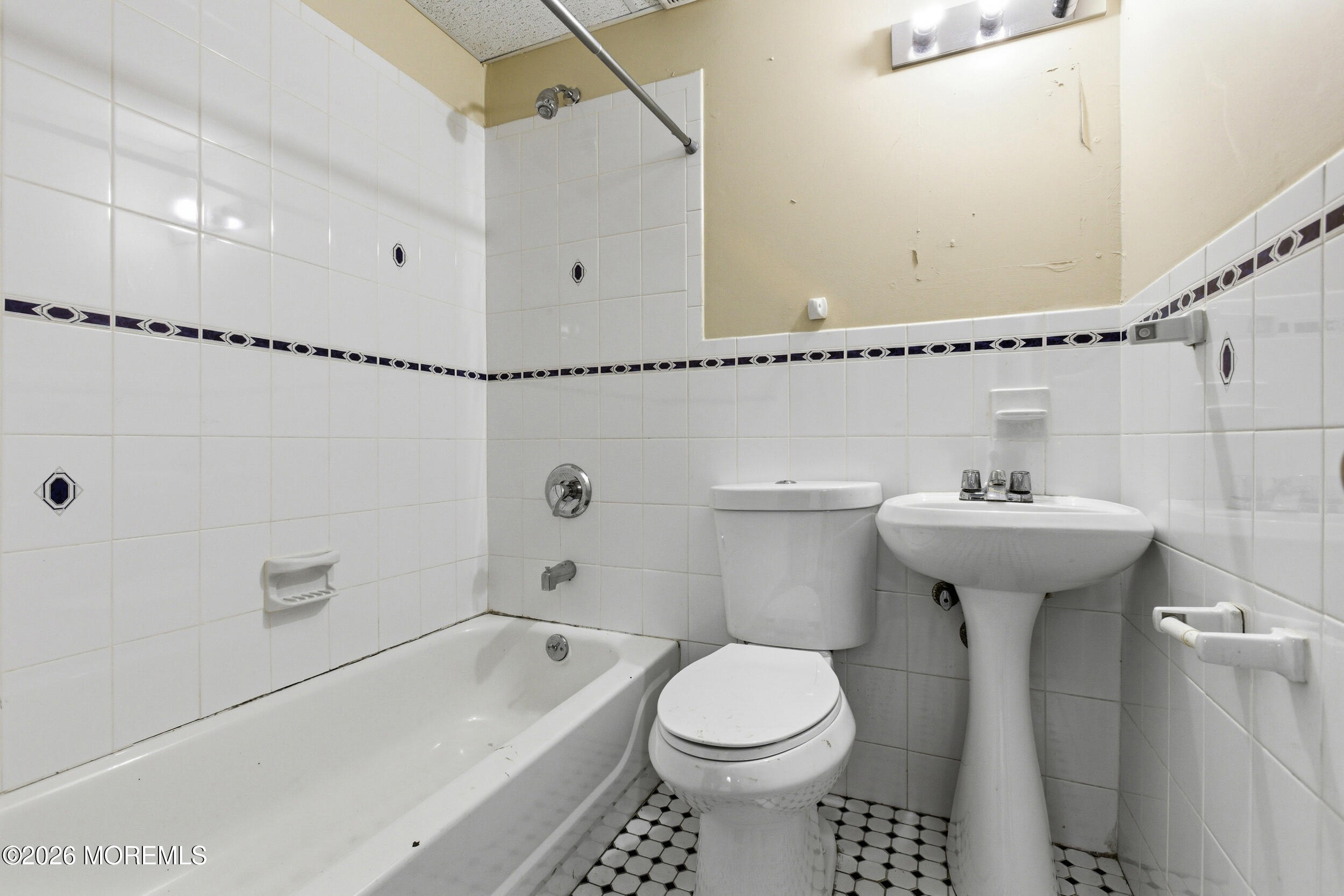 7 Branchwood Drive Lakewood NJ 08701
