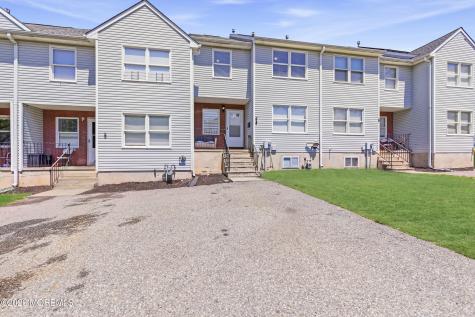 7 Branchwood Drive Lakewood NJ 08701