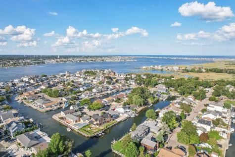 66 Nina Court Brick NJ 08723