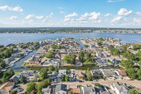 66 Nina Court Brick NJ 08723