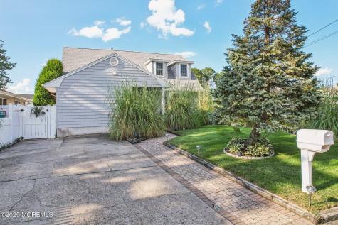 66 Nina Court Brick NJ 08723