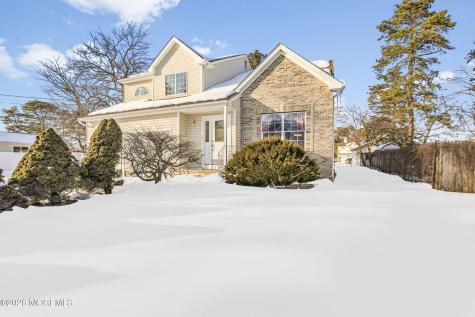 1609 8th Avenue Toms River NJ 08757