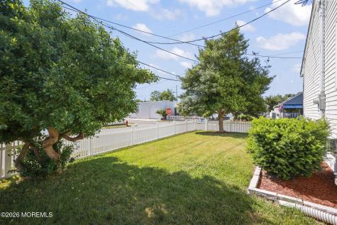 1716 Melrose Avenue Lake Como NJ 07719