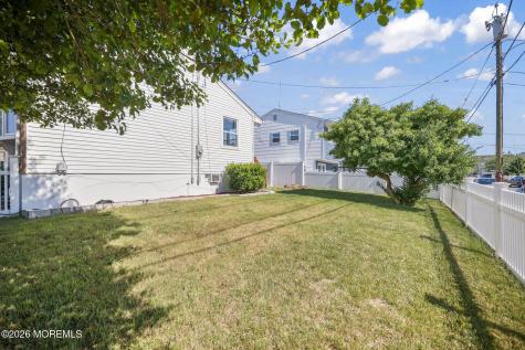 1716 Melrose Avenue Lake Como NJ 07719