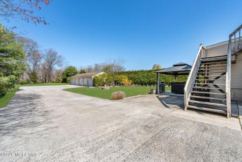 44 Asbury Road Farmingdale NJ 07727