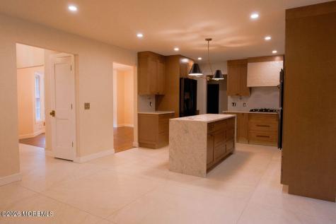 16 Pine Drive Clarksburg NJ 08510