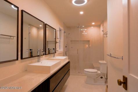 16 Pine Drive Clarksburg NJ 08510