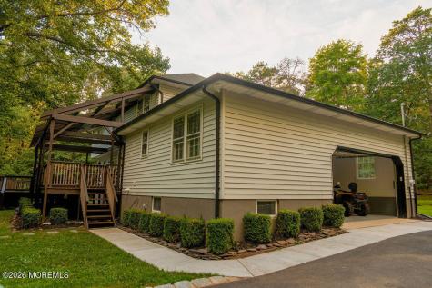 16 Pine Drive Clarksburg NJ 08510