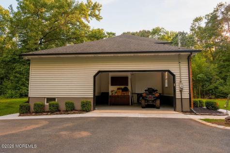 16 Pine Drive Clarksburg NJ 08510
