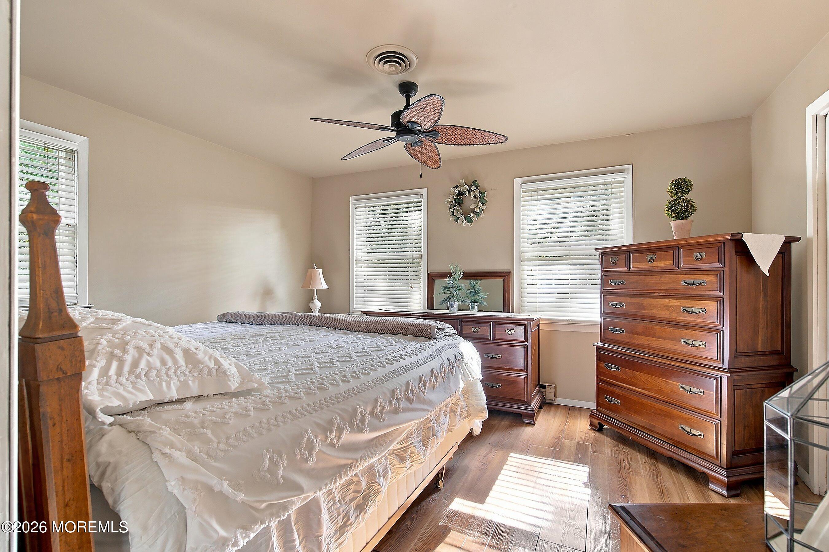 40 Hummingbird Lane Manchester NJ 08759