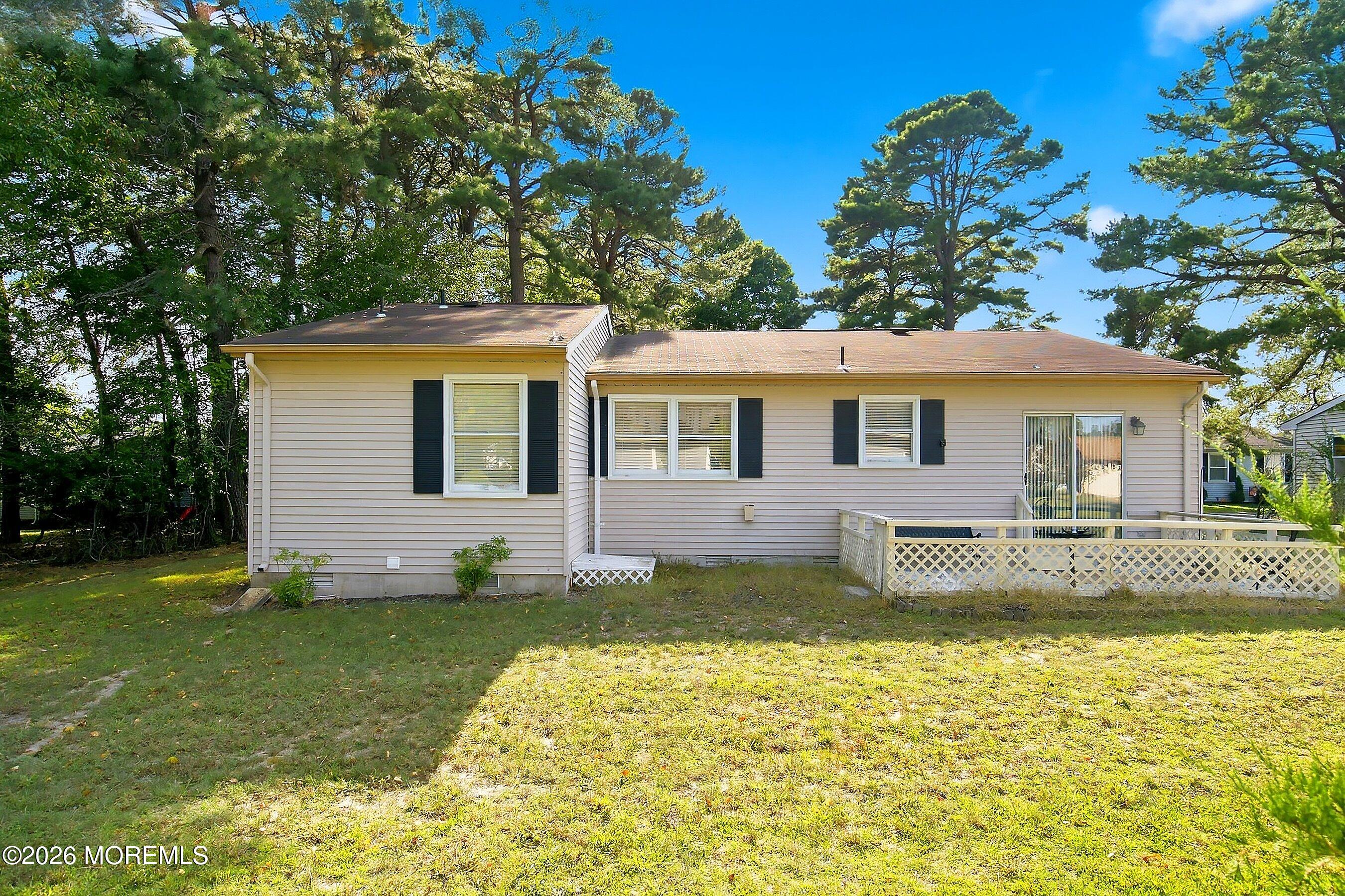 40 Hummingbird Lane Manchester NJ 08759