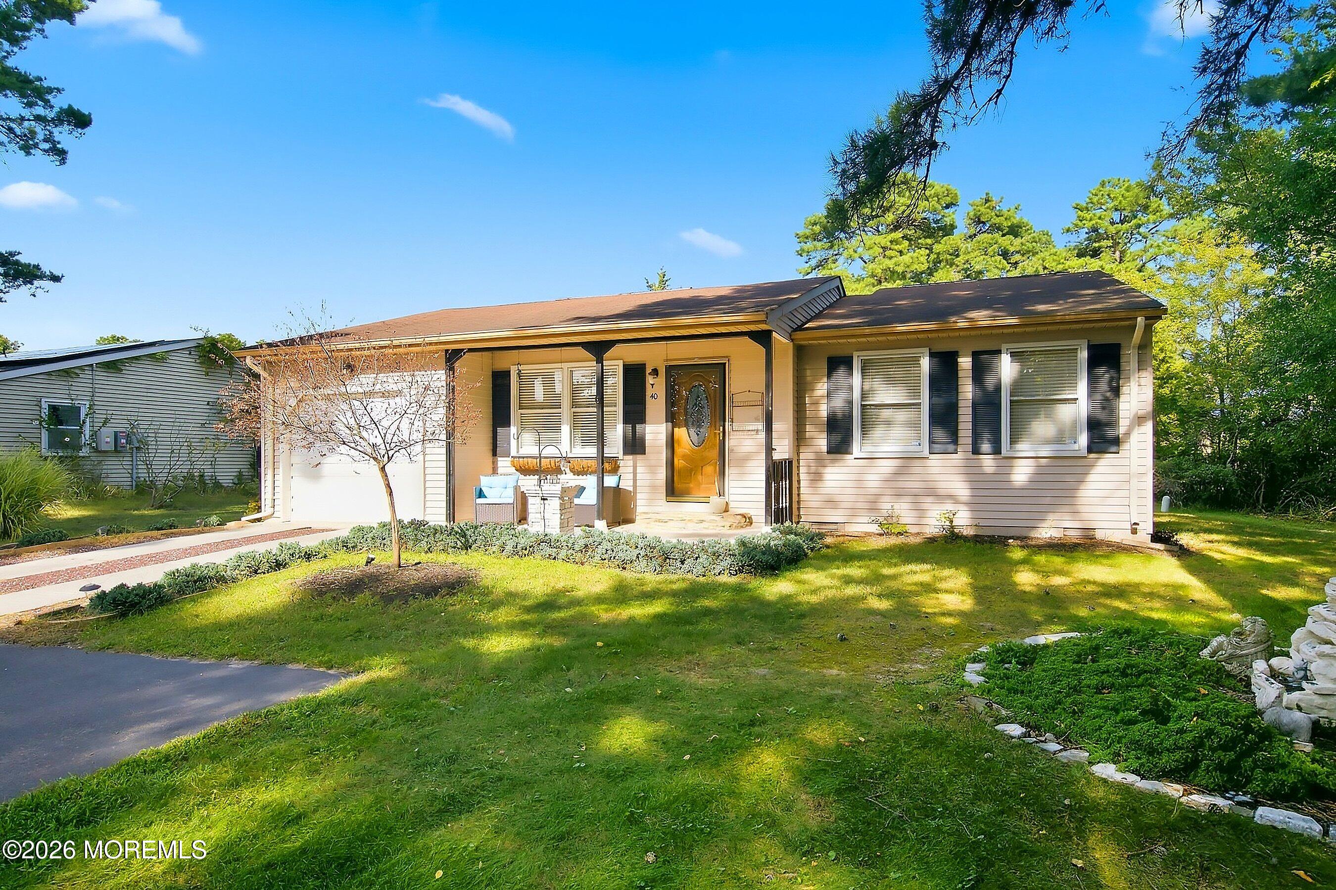 40 Hummingbird Lane Manchester NJ 08759