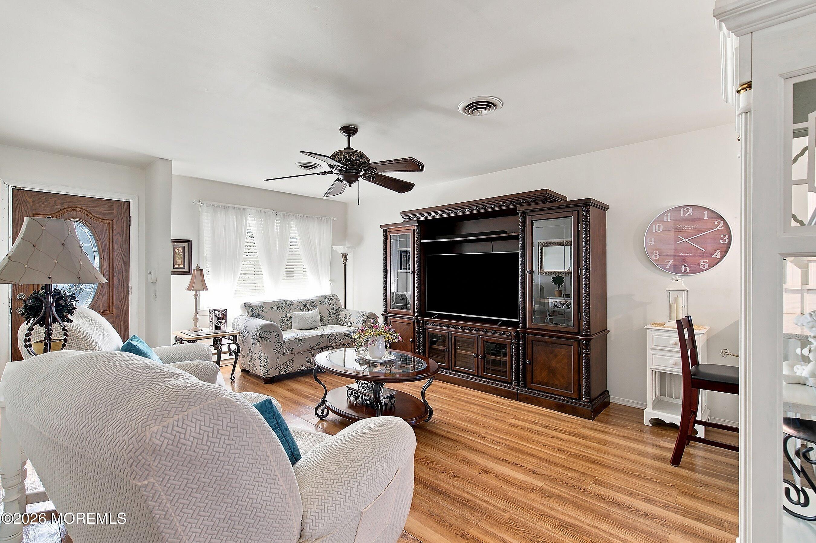 40 Hummingbird Lane Manchester NJ 08759