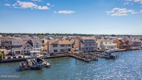 1916 Mizzen Road Toms River NJ 08753