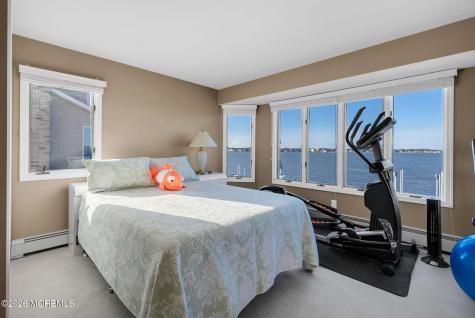 1916 Mizzen Road Toms River NJ 08753