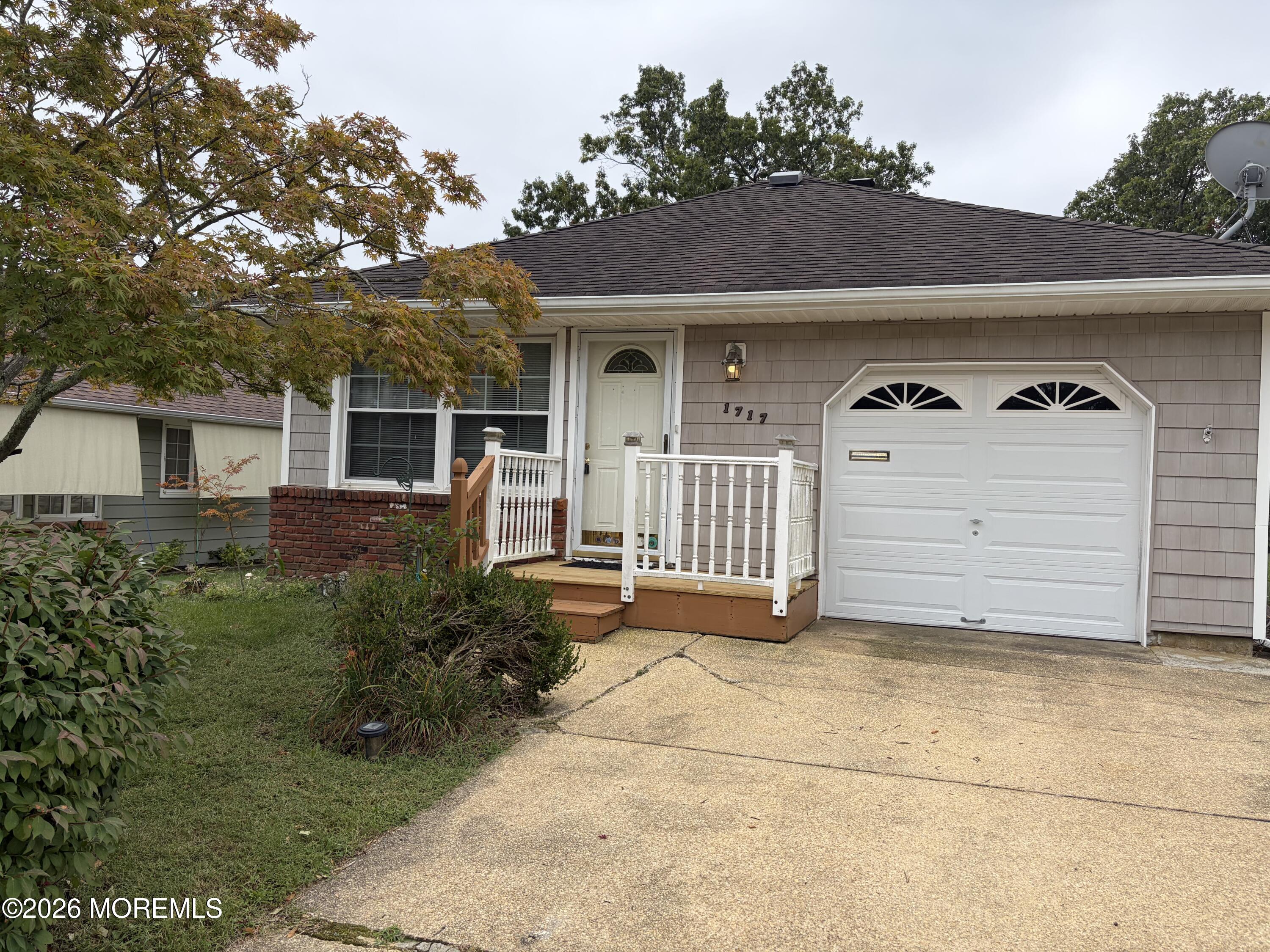 1717 Mount Idenburg Lane Toms River NJ 08753
