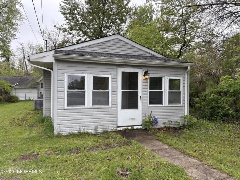 11 Pardee Boulevard Pemberton NJ 08068