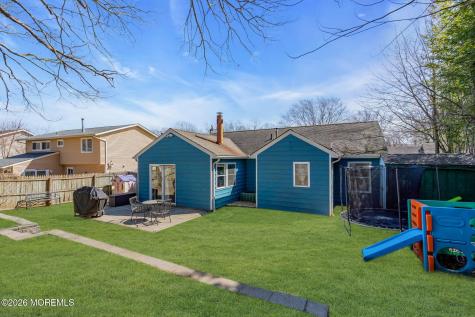 22 Longboat Avenue Barnegat NJ 08005