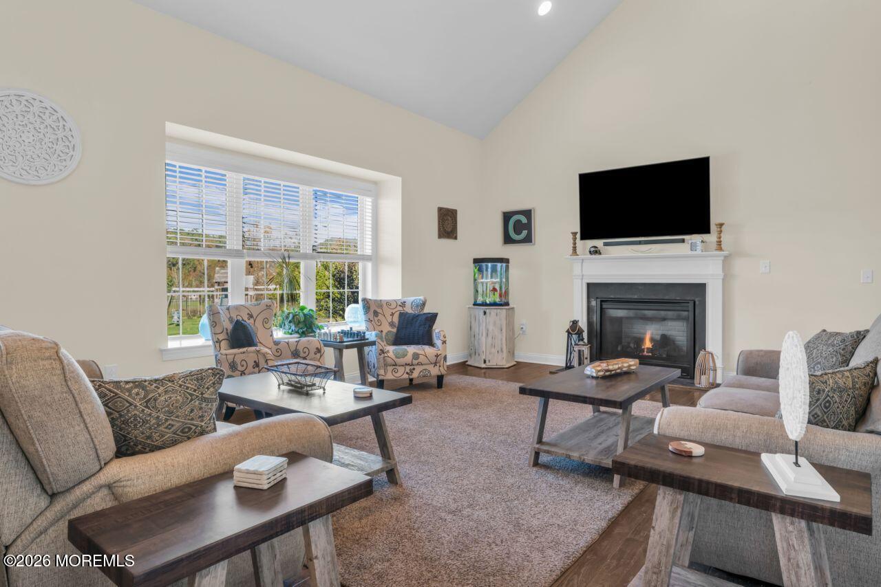 43 Weathervane Circle Cream Ridge NJ 08514