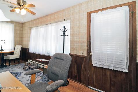 4B Portsmouth Street Whiting NJ 08759