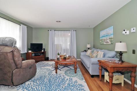 4B Portsmouth Street Whiting NJ 08759