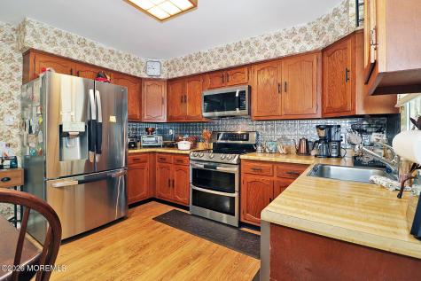 4B Portsmouth Street Whiting NJ 08759