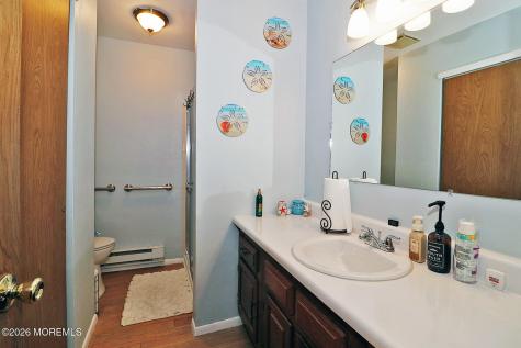 4B Portsmouth Street Whiting NJ 08759