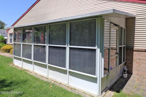4B Portsmouth Street Whiting NJ 08759