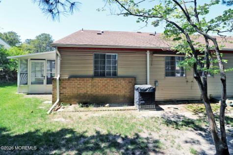 4B Portsmouth Street Whiting NJ 08759