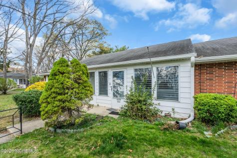 50B Cambridge Court Lakewood NJ 08701