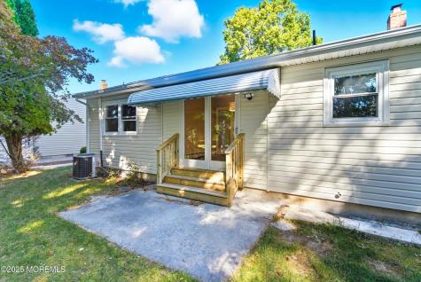 34 Westport Drive Toms River NJ 08757