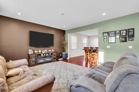 1668 Kalvel Court Toms River NJ 08755