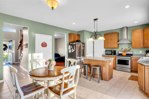 1668 Kalvel Court Toms River NJ 08755