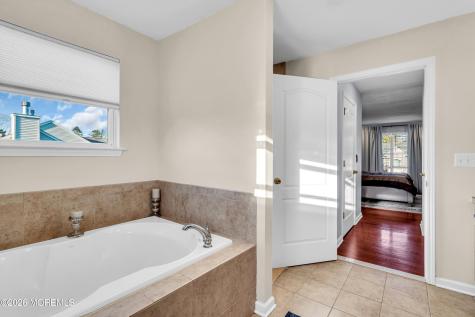 1668 Kalvel Court Toms River NJ 08755