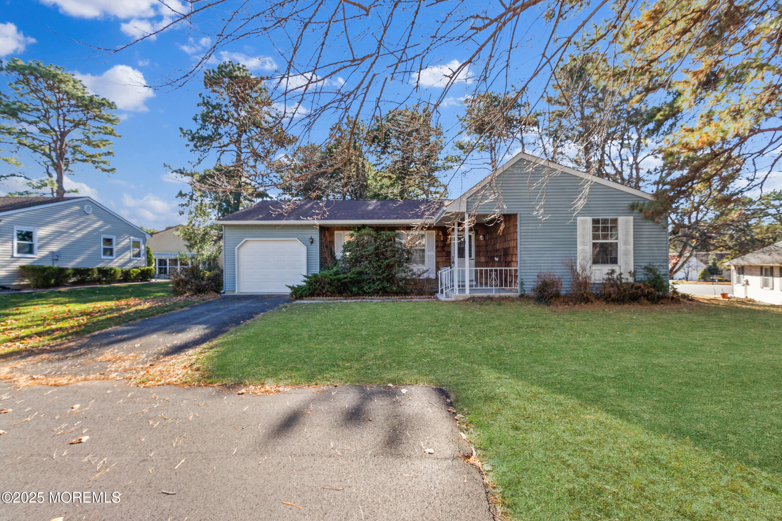 19 Dartmouth Street Whiting NJ 08759